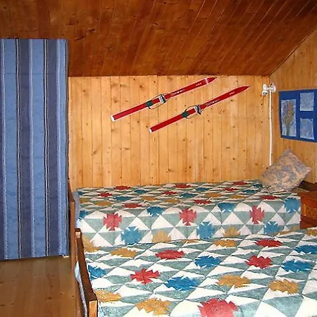 Sleeps 16 Holiday home *